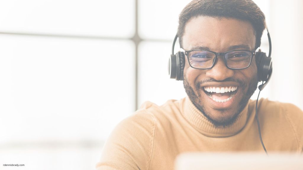 happy customer service rep (1)